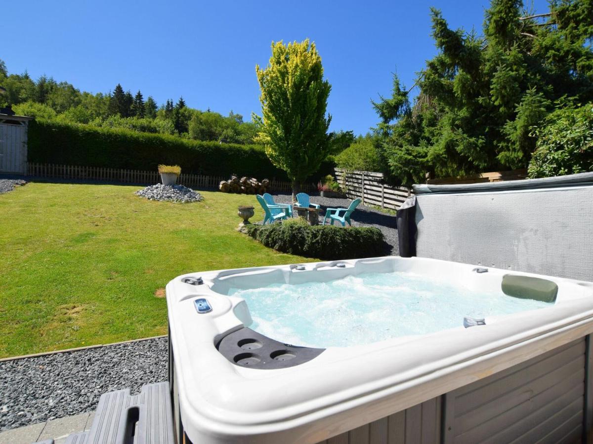 Luxurious Holiday Home With Jacuzzi Filly Exterior photo